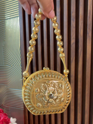 Gulnaar Brass Clutch