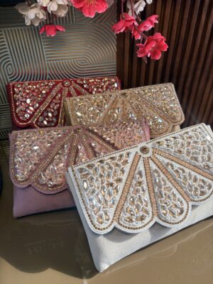 Crystal Scallop Clutch