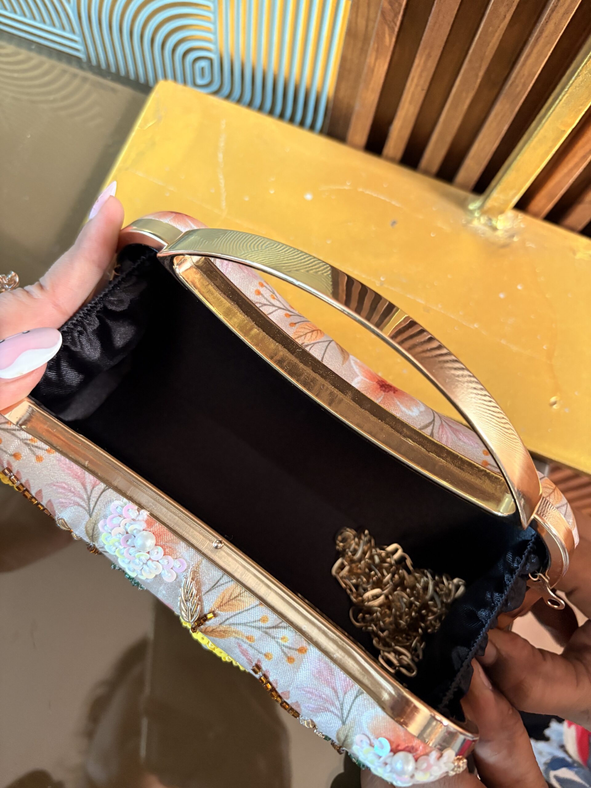 Mehrab Clutch - Image 4