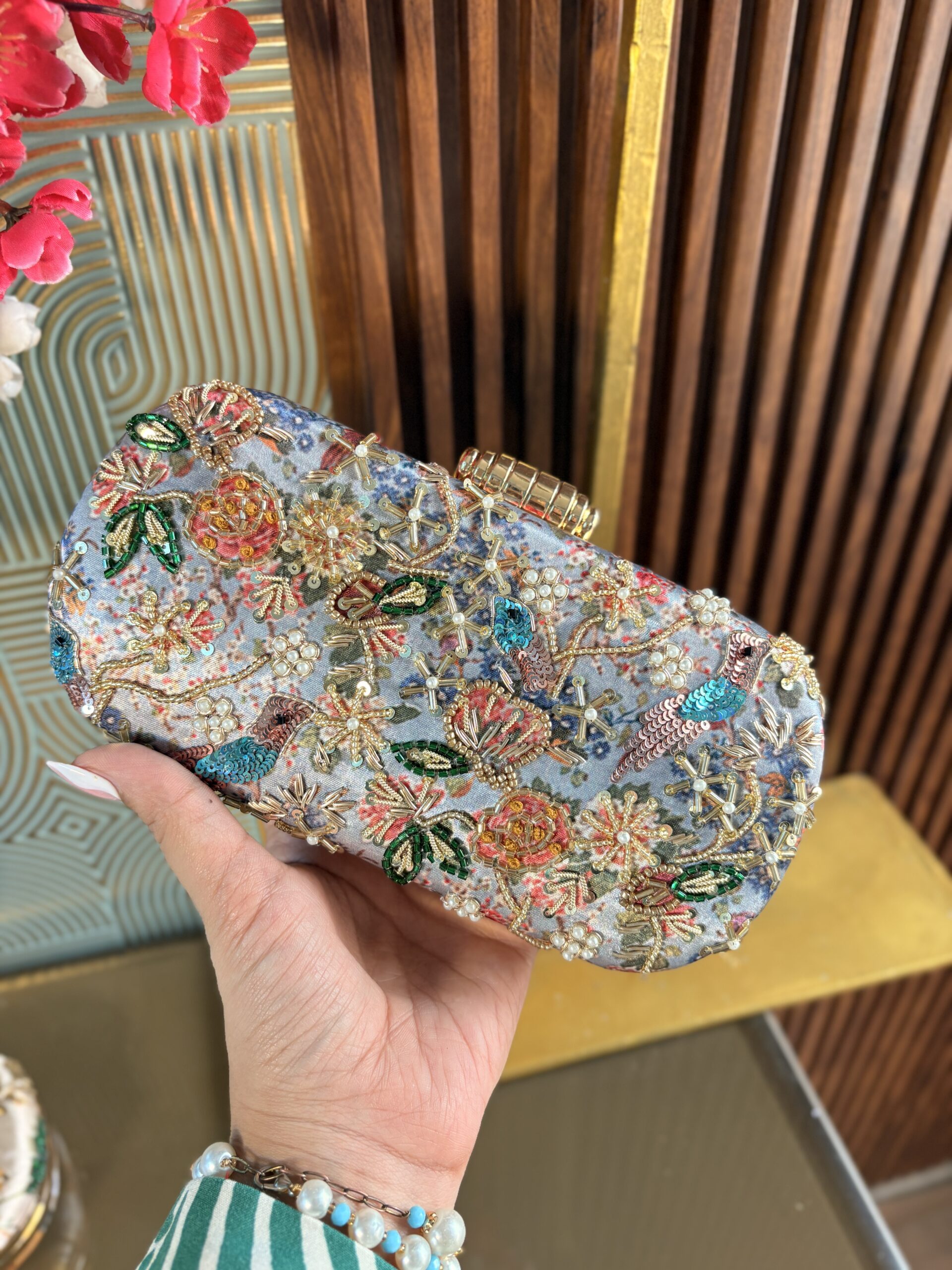 Phulwari Clutch - Image 3