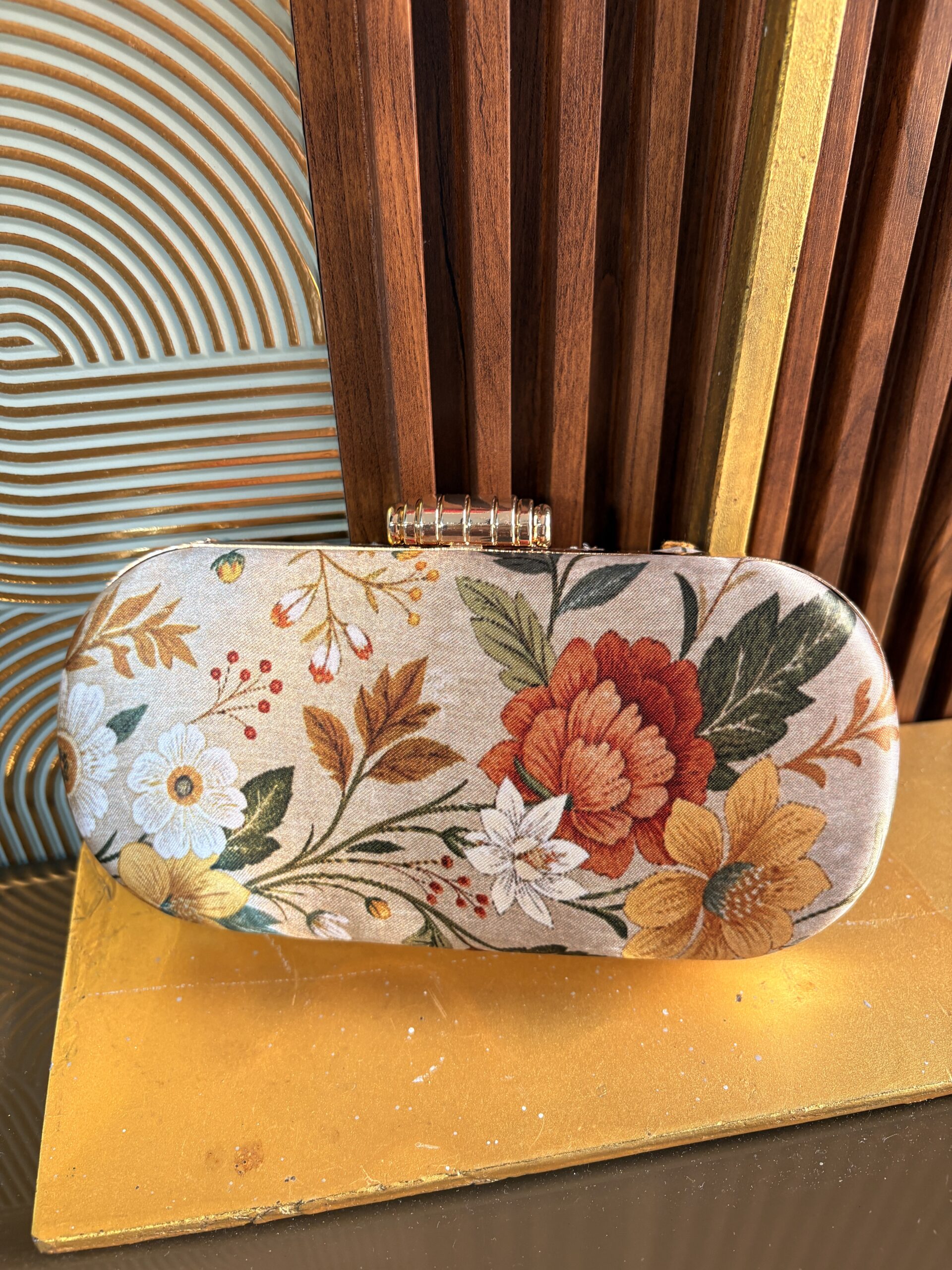 Gulbagh Clutch - Image 4